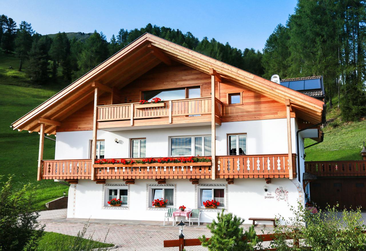 Apartments La Baita Santa Cristina Val Gardena Exterior photo